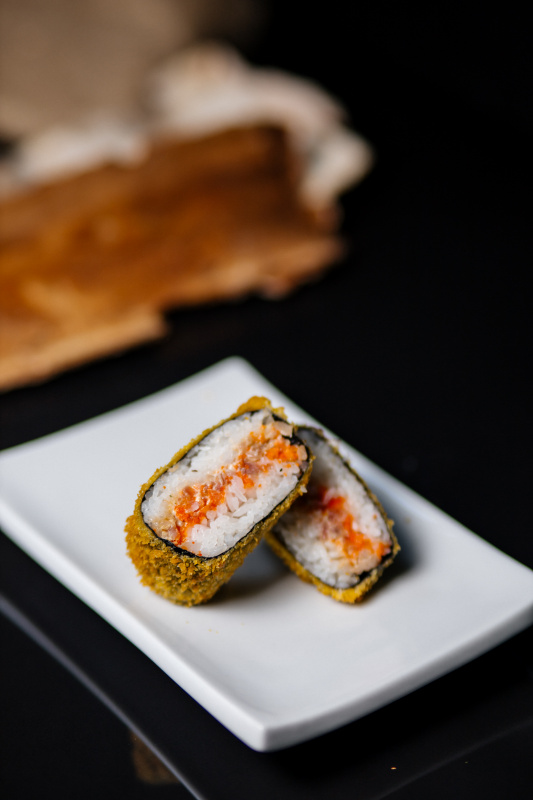 Онигири с тунцом темпура